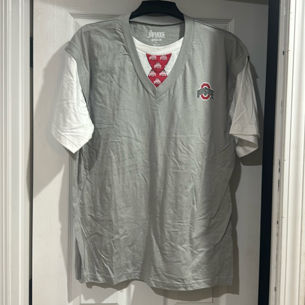 Ohio State Buckeyes tee shirt with faux tie. Jim Tressel style. Size XL